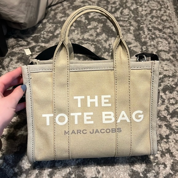 Marc Jacob’s tote bag